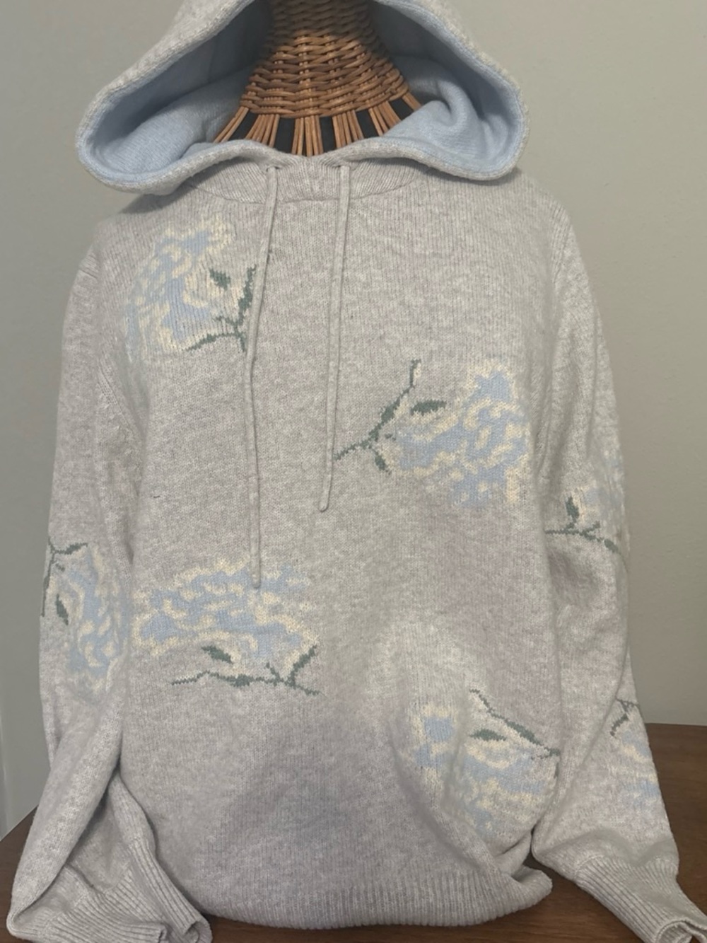 Rebecca Taylor La VieLight Gray Floral Hooded Sweater with Blue Accents Large